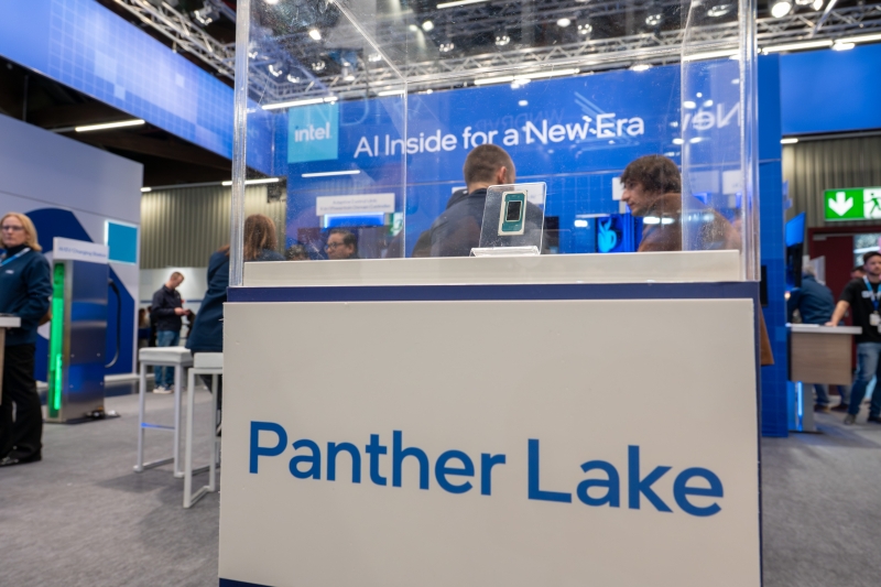 Intel вживую показала 18-ангстремный процессор Panther Lake