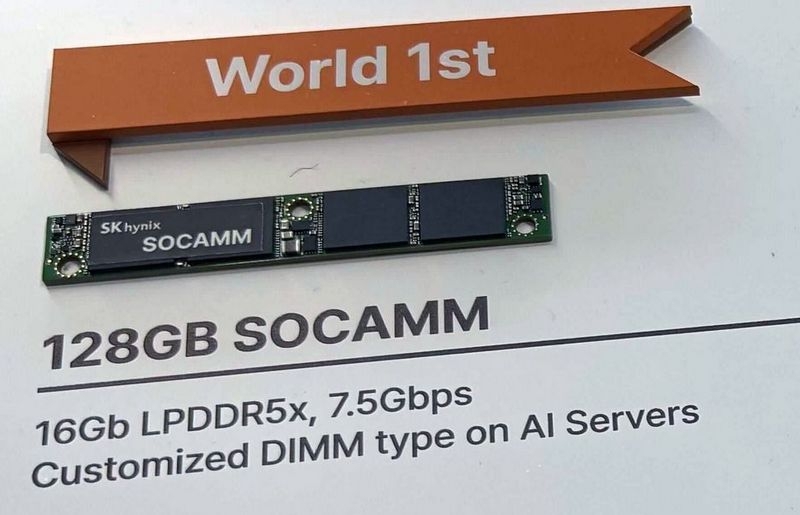 Micron и SK hynix представили компактные модули памяти SOCAMM для ИИ-систем Nvidia GB300